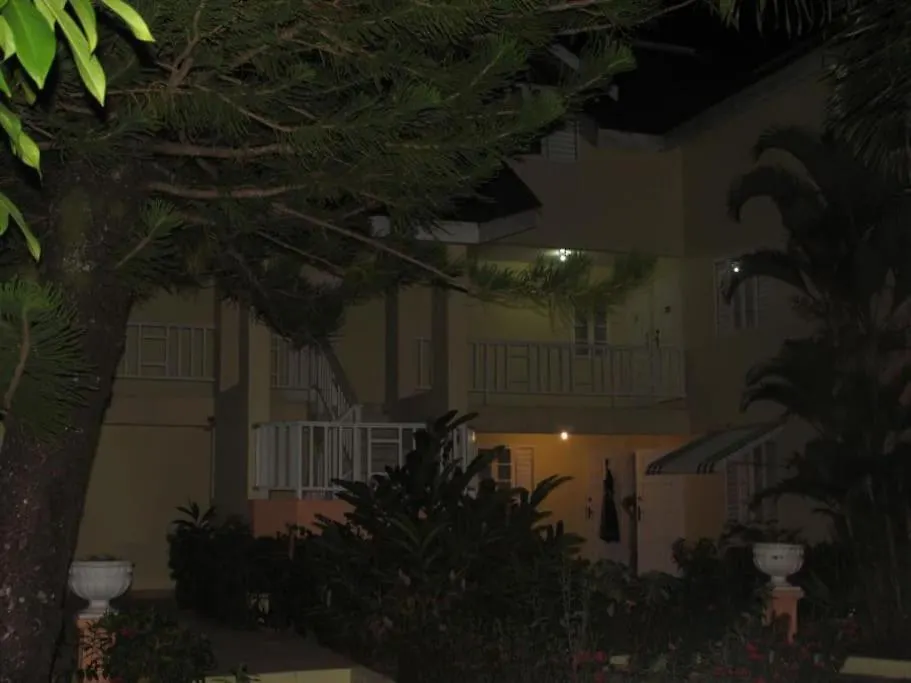 Apartamento Stylish Studio Apt Ac, Balcony, Parking, Pool Ocho Ríos Jamaica